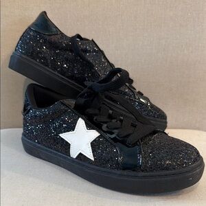 Party Black Glitter Star Sneakers Size 7.5